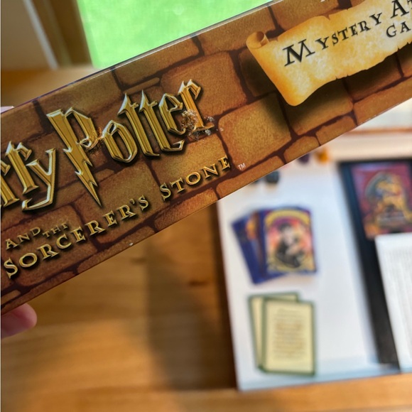 Warner Bros. Harry Potter Mystery at Hogwarts Board Game - Picture 3 of 13